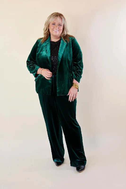 Chic Arrival 3/4 Sleeve Velvet Blazer in Green