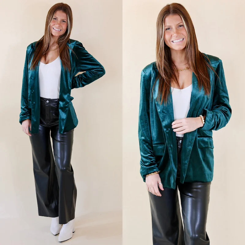 Touch Of Luxury Long Sleeve Velvet Blazer in Emerald Green