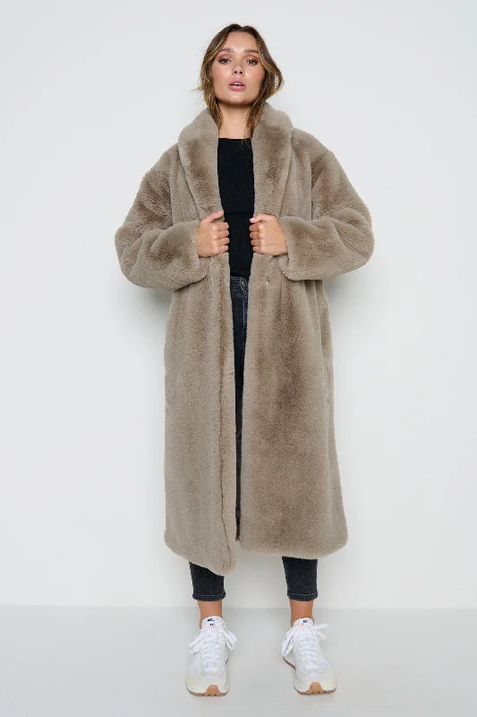 bailee-faux-fur-coat-taupe