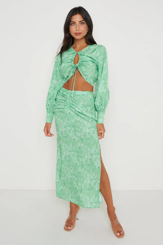 bec-drawstring-top-green-abstract-floral