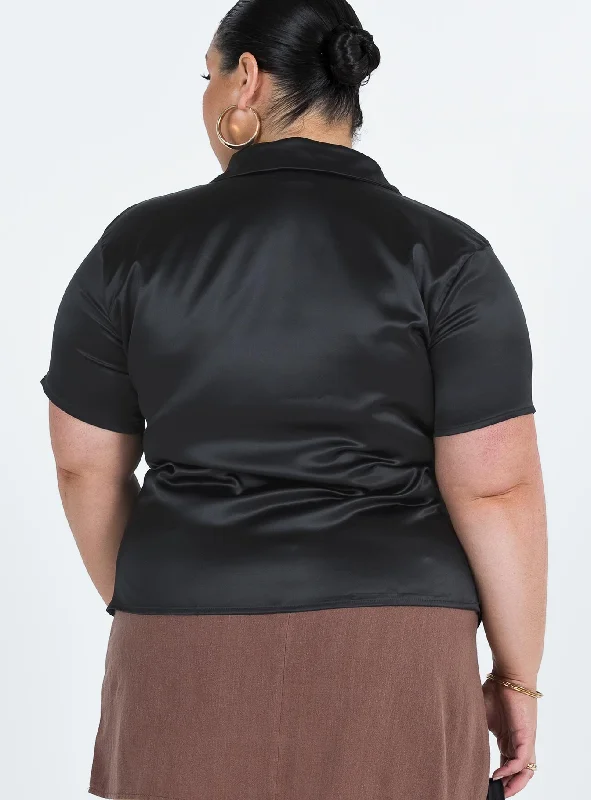 bessie-top-black-curve