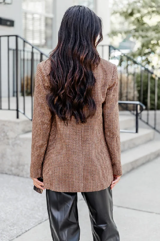 brown-plaid-blazer