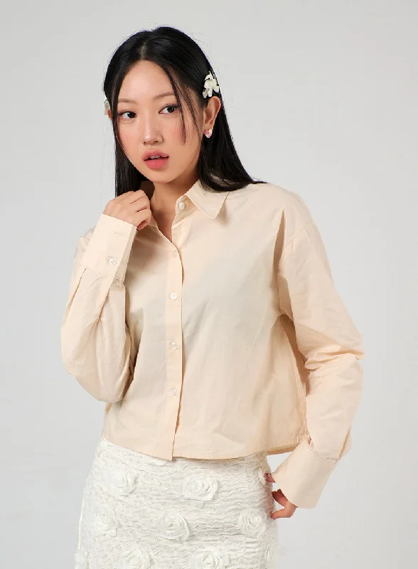 buttoned-collar-crop-shirt-ij403