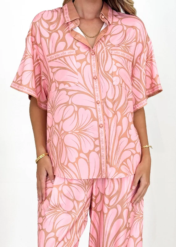 falia-shirt-peach-abstract