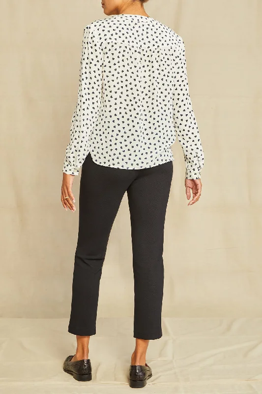 kaya-silk-blouse-heart-ivory-navy-print