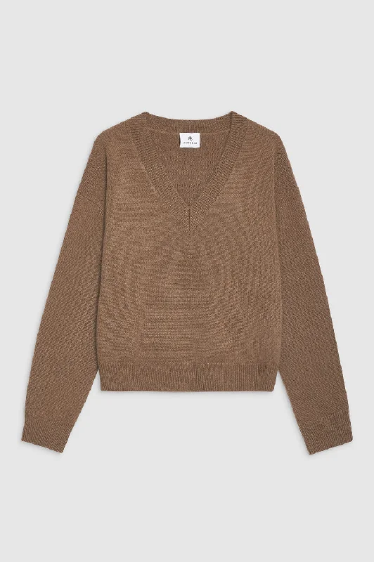 lee-sweater-camel