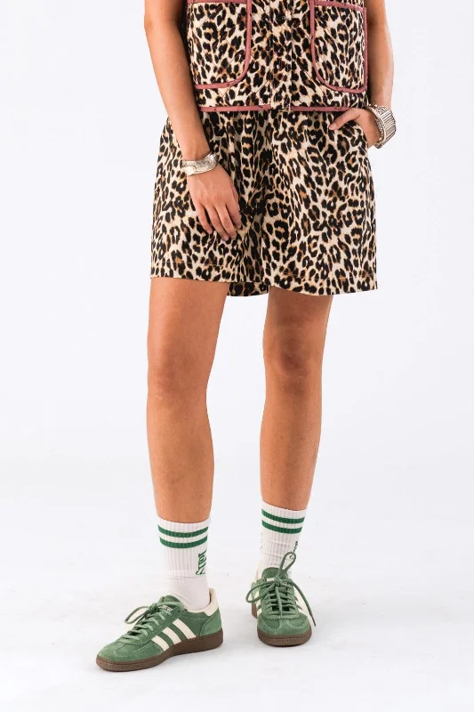 lollys-laundry-blancall-shorts-72-leopard-print