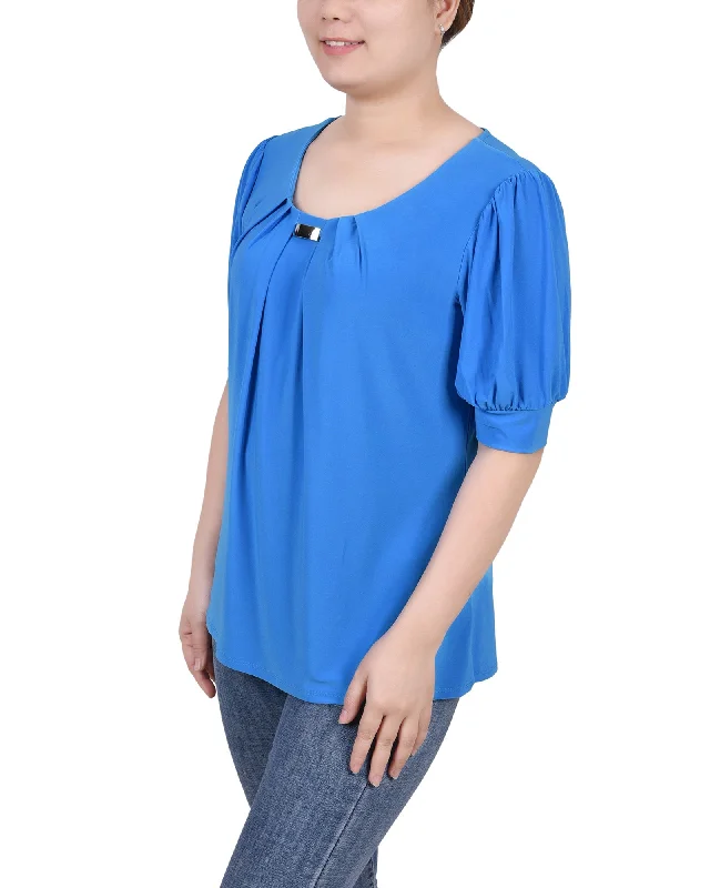 ny-collection-short-sleeve-balloon-sleeve-top-with-hardware-petite