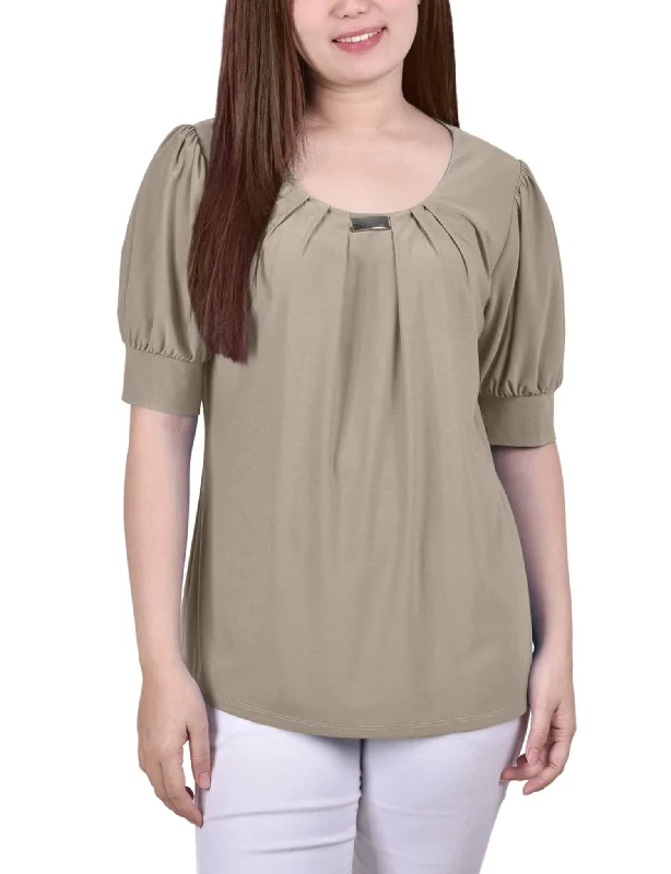 ny-collection-short-sleeve-balloon-sleeve-top-with-hardware-petite