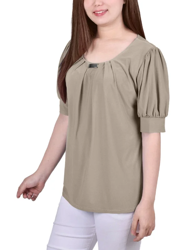 ny-collection-short-sleeve-balloon-sleeve-top-with-hardware-petite