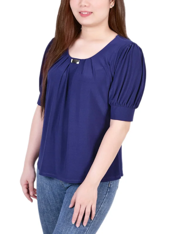 ny-collection-short-sleeve-balloon-sleeve-top-with-hardware-petite