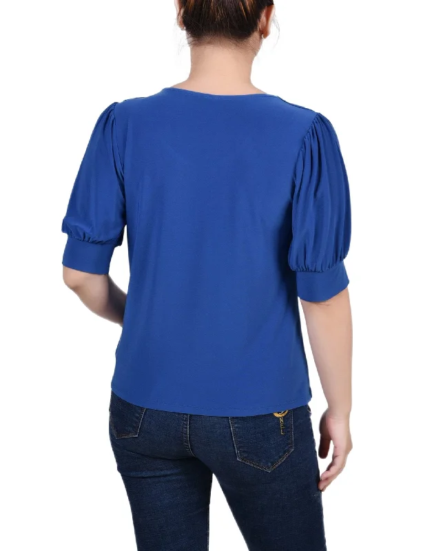 ny-collection-short-sleeve-balloon-sleeve-top-with-hardware-petite