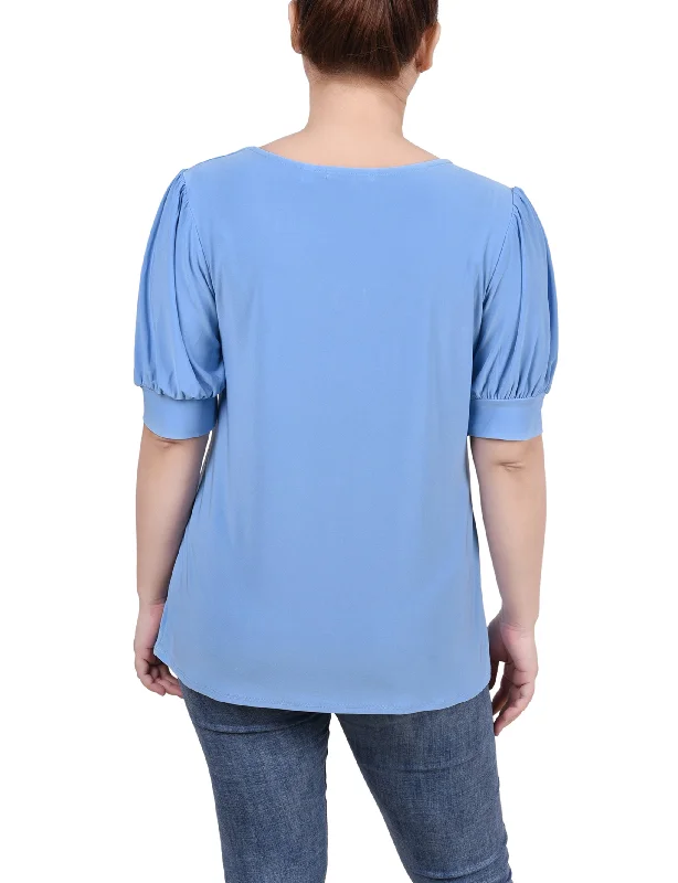 ny-collection-short-sleeve-balloon-sleeve-top-with-hardware-petite