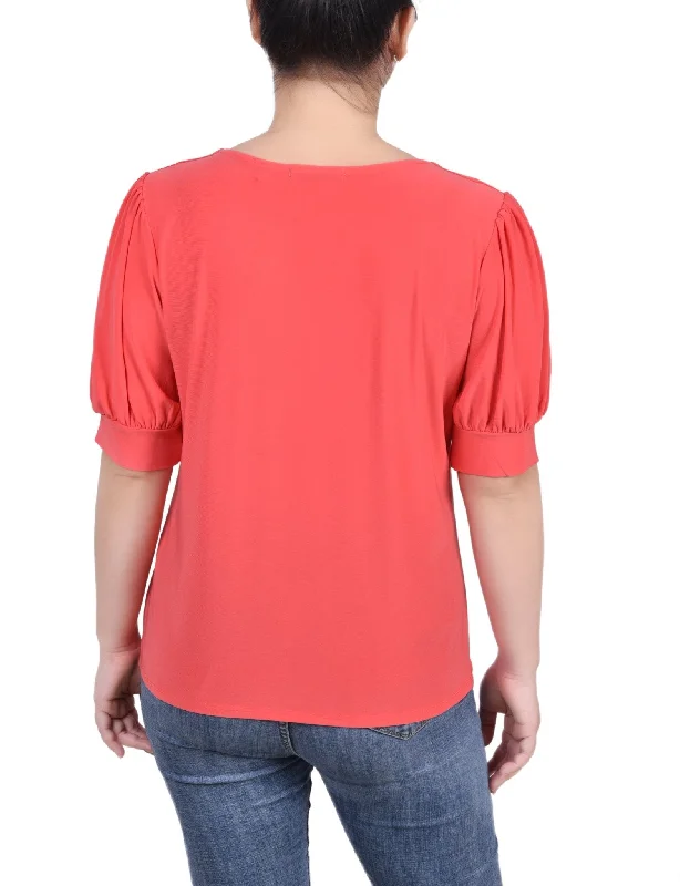 ny-collection-short-sleeve-balloon-sleeve-top-with-hardware-petite