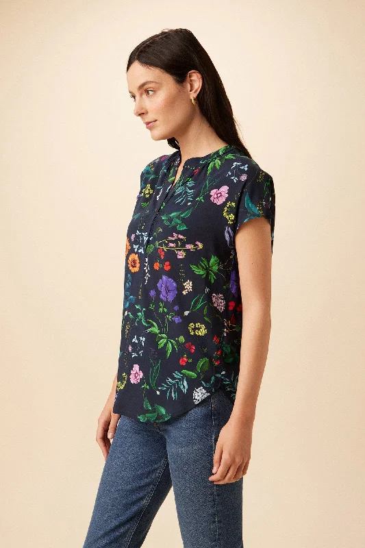 renata-ecovera-viscose-blouse-stella-floral-navy