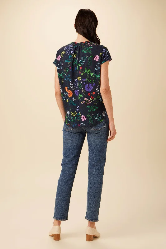 renata-ecovera-viscose-blouse-stella-floral-navy