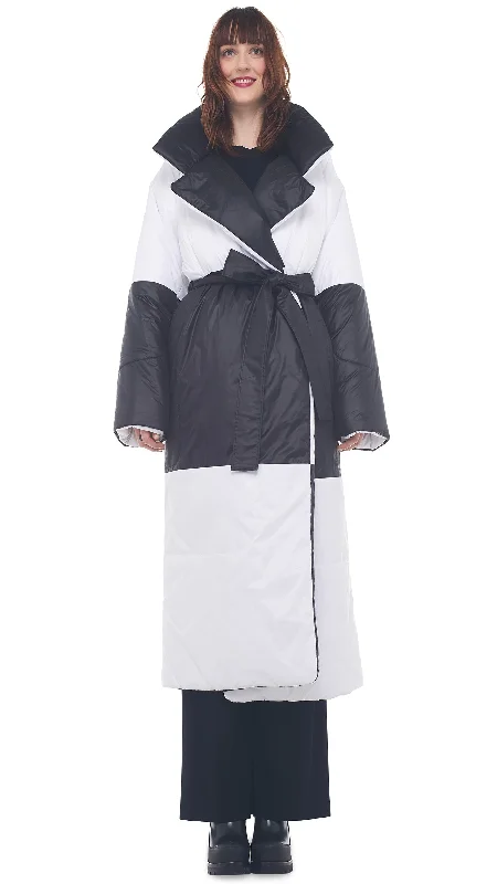 REVERSIBLE SLEEPING BAG COAT