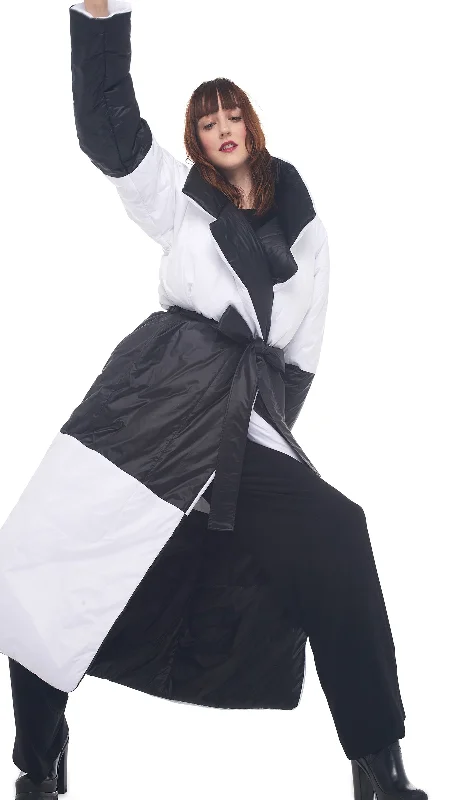 spliced-reversible-classic-sleeping-bag-coat-long-black-white-st3214ny619067