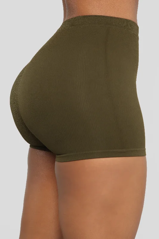 uncomplicated-seamless-shorts-olive